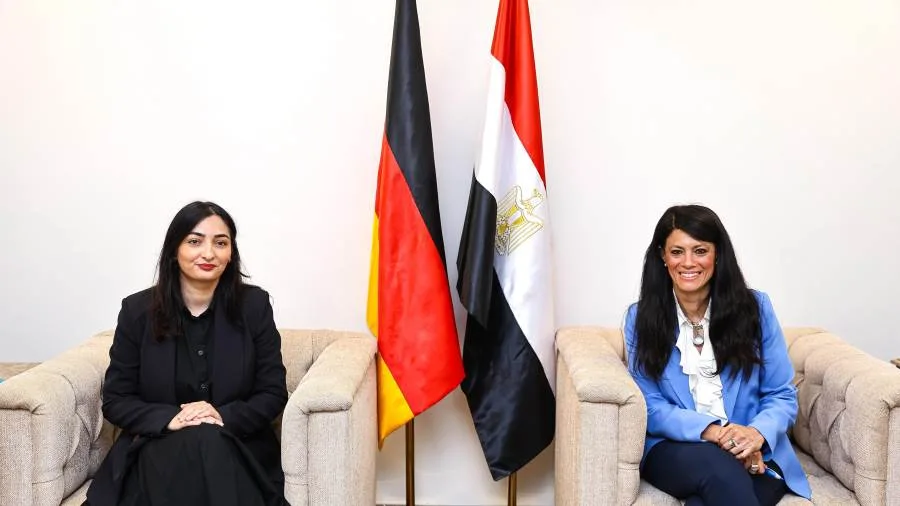 وزيرة التخطيط والتعاون الدولي تستقبل وزيرة الاقتصاد الألمانية لمناقشة تعزيز العلاقات الاقتصادية.