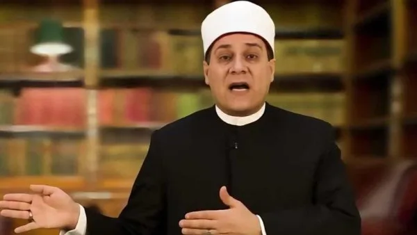 مظهر شاهين: الزواج الثاني للرجل لا يُعتبر خيانة مظهر شاهين: الزواج الثاني للرجل لا يُعتبر خيانة