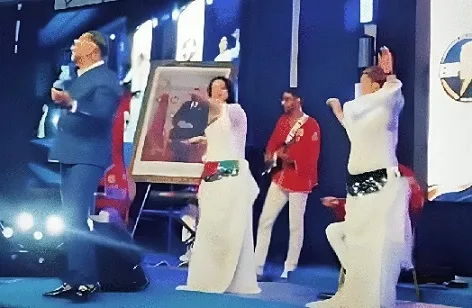 حفل تخرج في جامعة مغربية يترافق مع أغاني الكاباريهات يثير جدلاً واسعاً حفل تخرج في جامعة مغربية يترافق مع أغاني الكاباريهات يثير جدلاً واسعاً
