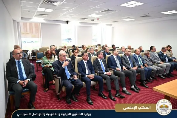 المستشار محمود فوزي يستقبل السفراء الجدد المعينين لرئاسة البعثات الدبلوماسية المصرية في الخارج. المستشار محمود فوزي يستقبل السفراء الجدد المعينين لرئاسة البعثات الدبلوماسية المصرية في الخارج.