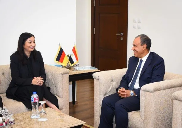وزير الخارجية يثني على العلاقات الثنائية بين مصر وألمانيا