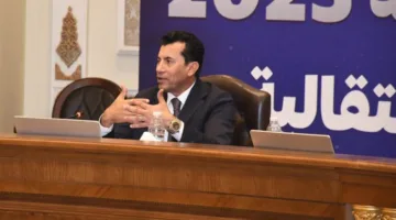أشرف صبحي يحضر الجلسة النقاشية لحزب “حماة وطن” بخصوص تغييرات قانون الرياضة