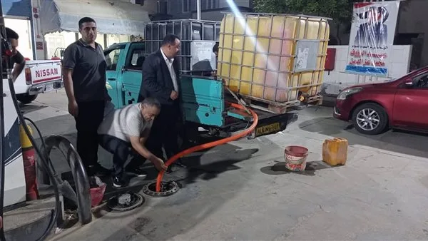 است interception of a vehicle loaded with 2000 liters of 80 Octane gasoline during unloading operations. است interception of a vehicle loaded with 2000 liters of 80 Octane gasoline during unloading operations.