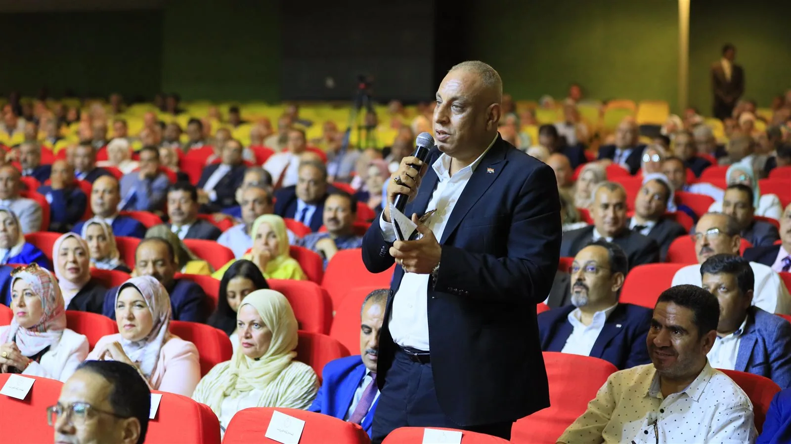 وزير التعليم يجتمع بكافة مديري ووكلاء المديريات التعليمية ومديري الإدارات التعليمية في لقاء موسع