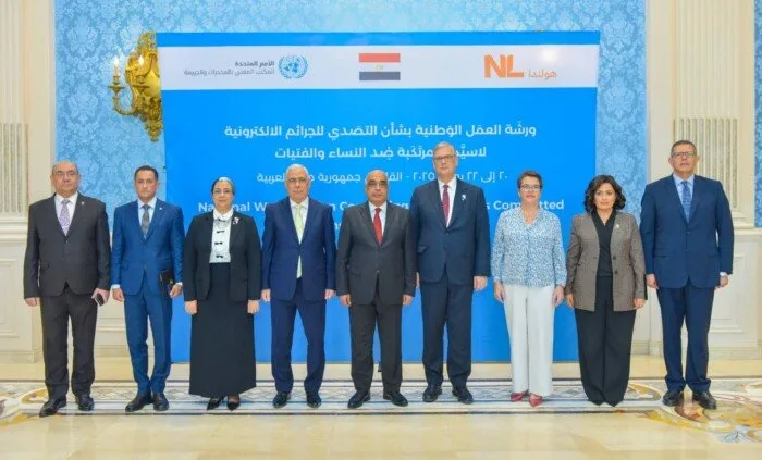 النائب العام يُطلق مبادرة لمكافحة الجرائم الإلكترونية التي تستهدف النساء النائب العام يُطلق مبادرة لمكافحة الجرائم الإلكترونية التي تستهدف النساء
