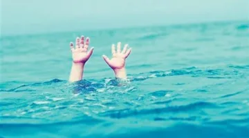 عاجل.. إنقاذ ثلاثة أفراد والبحث عن جثة رابعة في حادث غرق قارب بنهر النيل في الغربية
