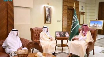 محافظ جدة يستعرض خدمات وكالة “واس” في المنطقة