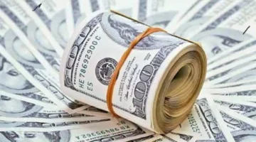 سعر الدولار يشهد انخفاضًا طفيفًا.. هل سيستمر في التراجع؟