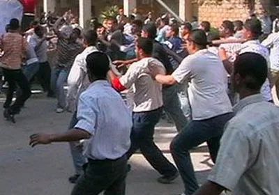 أخبار قنا | مقتل شاب في تجدد نزاع ثأري.. ونقابة الأطباء تكرم 61 من أعضائها أخبار قنا | مقتل شاب في تجدد نزاع ثأري.. ونقابة الأطباء تكرم 61 من أعضائها