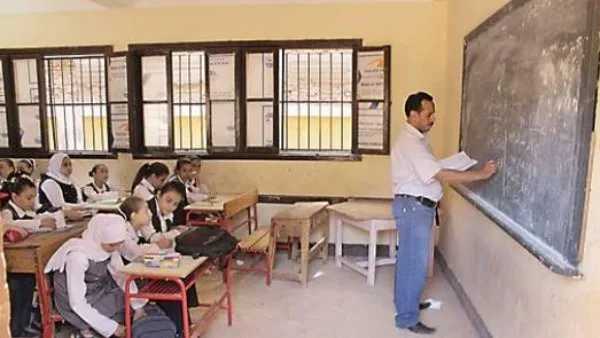 حقوق التأمينات والراتب الكامل لمن يواصل العمل حتى نهاية العام الدراسي وفقًا للقانون حقوق التأمينات والراتب الكامل لمن يواصل العمل حتى نهاية العام الدراسي وفقًا للقانون