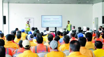 التوعية للعمال حول كيفية الوقاية من الإجهاد الحراري