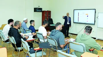 مركز الشيخ عبد الله بن زيد: تأهيل 15 معلماً من تتارستان لتعليم اللغة العربية