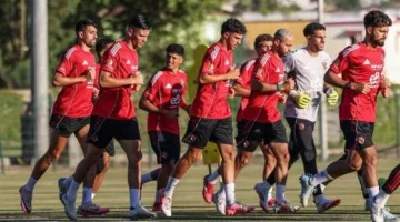 الأهلي يلتقي الملعب التونسي في مباراة ودية خلال معسكره في تونس الليلة.