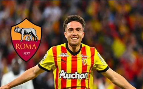 نادي روما الإيطالي يتعاقد مع لاعب وسط مغربي نائل العيناوي نادي روما الإيطالي يتعاقد مع لاعب وسط مغربي نائل العيناوي