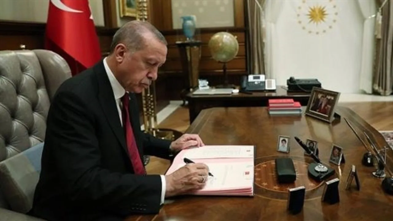 صحيفة تركية: أردوغان يوقع قرارًا بإنهاء الاتفاق النفطي مع العراق صحيفة تركية: أردوغان يوقع قرارًا بإنهاء الاتفاق النفطي مع العراق