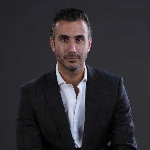 إم دي بي” تطلق تقنية التوكنز للمعاملات الإلكترونية الآمنة بالتعاون مع Meeza وApple Pay إم دي بي” تطلق تقنية التوكنز للمعاملات الإلكترونية الآمنة بالتعاون مع Meeza وApple Pay
