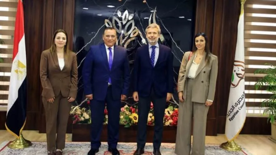 رئيس هيئة الريف المصري يستقبل السفير الإيطالي في القاهرة رئيس هيئة الريف المصري يستقبل السفير الإيطالي في القاهرة
