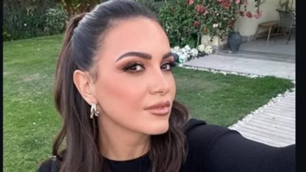 بعد نجاح “كتالوج”: ريهام عبد الغفور تعود بنشاط فني جديد في السينما والتلفزيون. بعد نجاح “كتالوج”: ريهام عبد الغفور تعود بنشاط فني جديد في السينما والتلفزيون.