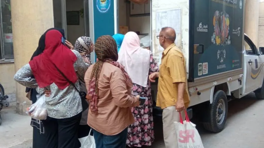 “الزراعة”: 4 نقاط بيع متحركة لطرح منتجاتها الغذائية بأسعار منخفضة في محافظة الجيزة “الزراعة”: 4 نقاط بيع متحركة لطرح منتجاتها الغذائية بأسعار منخفضة في محافظة الجيزة