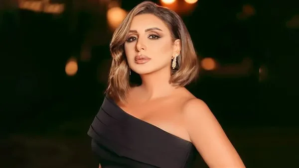 أنغام تكتسح الترند في الساعات الأخيرة إثر شائعة عن إصابتها بالسرطان أنغام تكتسح الترند في الساعات الأخيرة إثر شائعة عن إصابتها بالسرطان