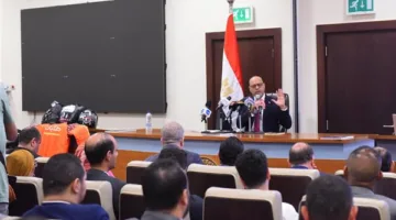 وزارة العمل تدشن أكبر حملة لحماية عمال التوصيل: توفير معدات وقاية وتأمين صحي وقانوني.