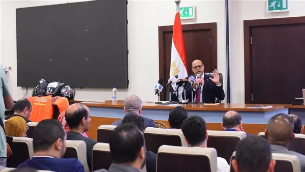 وزارة العمل تدشن أكبر حملة لحماية عمال التوصيل: توفير معدات وقاية وتأمين صحي وقانوني.