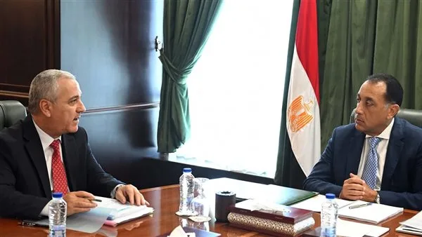 رئيس الوزراء يناقش عدة قضايا مع رئيس الهيئة الوطنية للصحافة رئيس الوزراء يناقش عدة قضايا مع رئيس الهيئة الوطنية للصحافة
