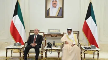 ولي عهد الكويت يستقبل نائب رئيس مجلس الوزراء للتنمية الصناعية ووزير الصناعة والنقل لتعزيز التعاون بين البلدين الشقيقين