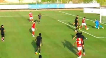 الأهلي يحقق تقدماً بثلاثة أهداف دون رد على الملعب التونسي في الشوط الأول