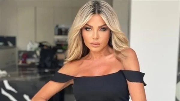 النيابة تستعرض موقع حادث إصابة رزان مغربي في الشيخ زايد وتكشف تفاصيل الواقعة النيابة تستعرض موقع حادث إصابة رزان مغربي في الشيخ زايد وتكشف تفاصيل الواقعة
