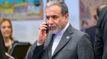“قضية العزة الوطنية”… وزير الخارجية الإيراني: لن نتراجع عن برنامج التخصيب.