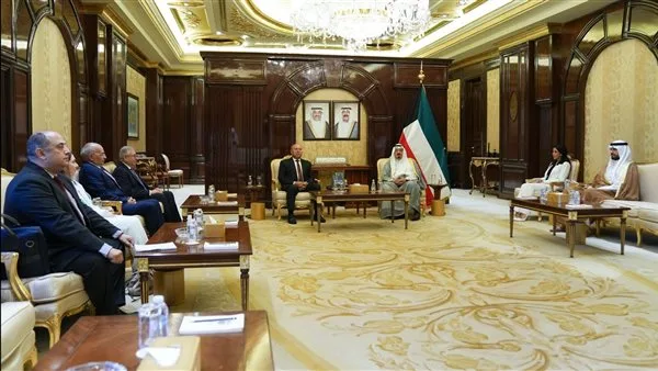 عاجل | نحو تعزيز الشراكة الاقتصادية: مصر تتفاوض مع الكويت بشأن تفعيل وديعتها في البنك المركزي عاجل | نحو تعزيز الشراكة الاقتصادية: مصر تتفاوض مع الكويت بشأن تفعيل وديعتها في البنك المركزي