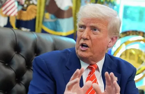 البيت الأبيض: ترامب يعتقد أن النزاع في غزة استمر لفترة أطول من اللازم وأن القتال أصبح أكثر عنفاً وتصعيداً.