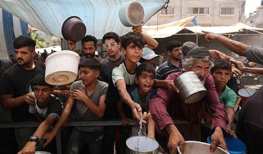 إفقار، قصف، قتل.. والتهجير على ظهور الحمير! إفقار، قصف، قتل.. والتهجير على ظهور الحمير!