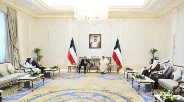 تحويل الوديعة إلى استثمارات.. الوزير يناقش مع رئيس الوزراء الكويتي تعزيز التعاون المشترك في جميع المجالات.