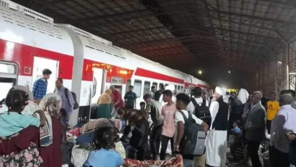 أسوان خلال يوم واحد: تسهيلات للوصول لقطار السودانيين ومتابعة نظام التأمين الشامل
