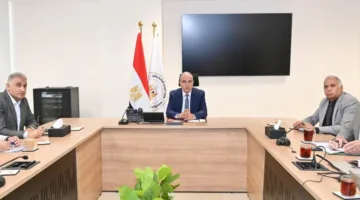 وزير الموارد المائية يراقب خطوات تحسين إدارة قناطر الدلتا العامة
