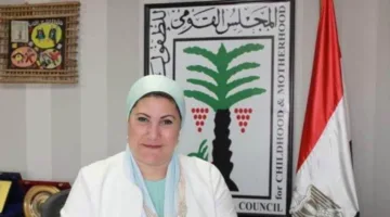 رئيسة المجلس القومي للطفولة تستلم تقريرًا حول أداء خط نجدة الطفل 16000 خلال النصف الأول من العام الحالي