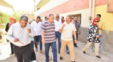 محافظ أسيوط يقوم بجولة في مركز خان الخليلي بالفتح