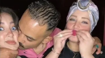 والدها وزوج والدتها يرقصان معًا.. لحظة غريبة خلال خطوبة البلوجر نانسي ياسر (فيديو)