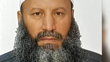الاستاذ علي بسام، أستاذ الشريعة بجامعة وهران، في ذمة الله.