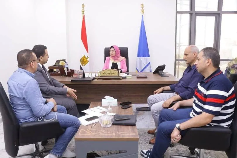 شيماء الصديق تراقب تقدم عملية تحديث نظام الإدارة الشاملة للنفايات البلدية في محافظة دمياط