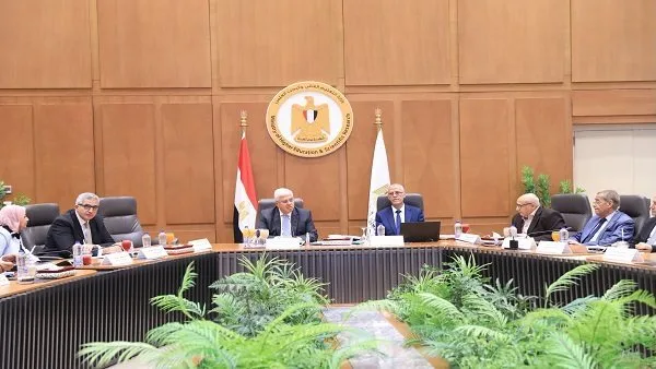 وزير التعليم العالي يعلن عن تأسيس 12 جامعة خاصة جديدة بدعم مباشر من الرئاسة وزير التعليم العالي يعلن عن تأسيس 12 جامعة خاصة جديدة بدعم مباشر من الرئاسة