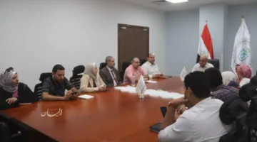 مدير المكتب الفني يقود الاجتماع التوجيهي لمديري الأقسام في فرع السويس.