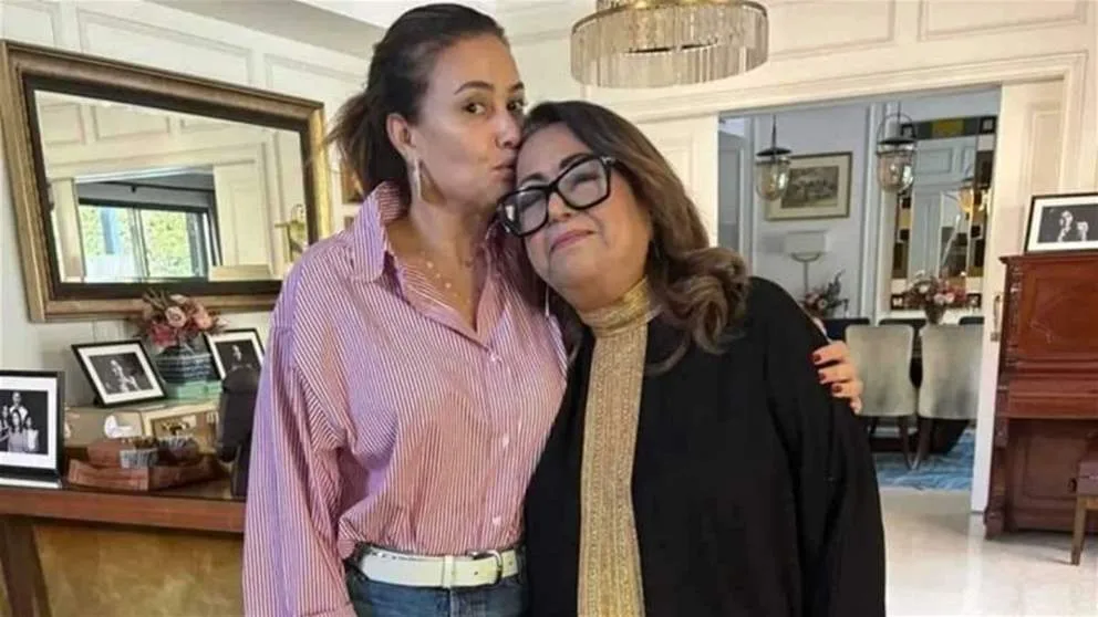 هند صبري تعلق للمرة الأولى بعد وفاة والدتها: كيف يمكن للعيش أن يستمر دون أم؟ هند صبري تعلق للمرة الأولى بعد وفاة والدتها: كيف يمكن للعيش أن يستمر دون أم؟