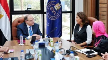 رئيس الهيئة المصرية للدواء يناقش مع “نوفارتس” استراتيجيات التوسع في تصنيع الدواء وزيادة عمليات التصدير