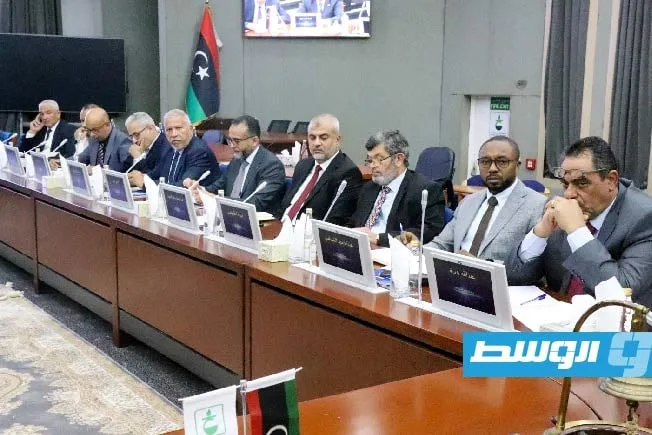 مناقشات مؤسسة النفط مع «أجوكو» حول تطورات الاستكشافات وخطة 2026