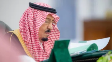 خادم الحرمين الشريفين يترأس اجتماع مجلس الوزراء