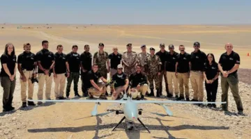 بالصور: قائد الجيش يستجيب لدعوة نظيره الأردني