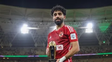 كريم رمزي: الأهلي يجدد عقد مروان عطية حتى عام 2029… واللاعب سيتقاضى 13 مليون في الموسم.